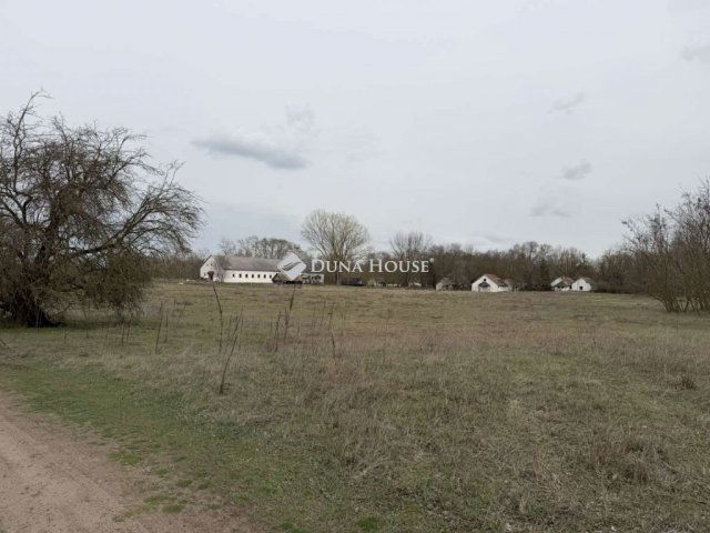 Eladó telek, Lajosmizsén 14.4 M Ft / költözzbe.hu