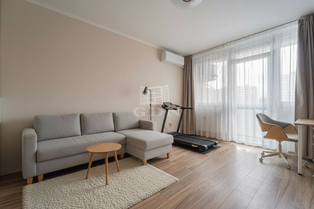 Eladó panellakás, Budapesten, XV. kerületben 80.9 M Ft, 3 szobás