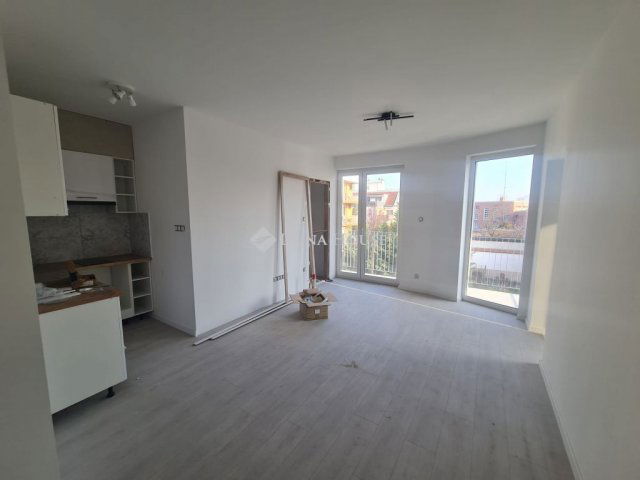 Kiadó téglalakás, albérlet, Budapesten, XV. kerületben