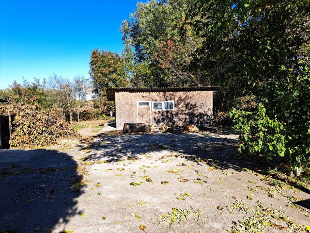 Eladó családi ház, Pilisen, Szegfű utcában 26.5 M Ft, 3 szobás