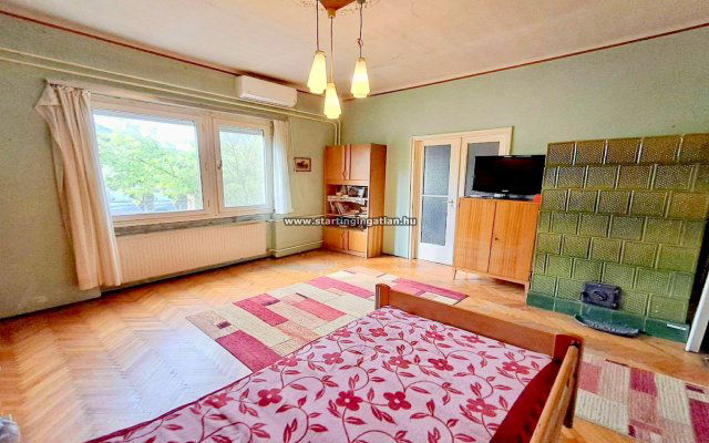 Eladó családi ház, Budapesten, XV. kerületben, Őrtűz utcában