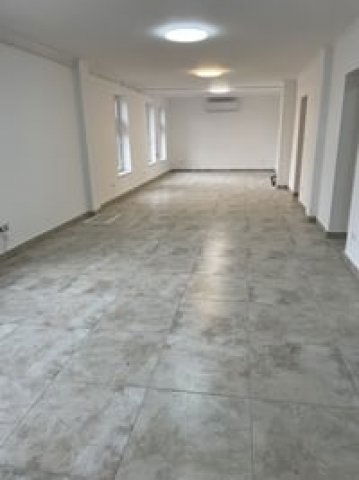 Kiadó üzlethelyiség, Nyíregyházán 350 E Ft / hó, 4 szobás