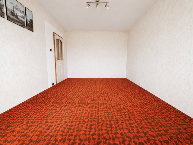 Eladó panellakás, Dunaújvárosban 28.9 M Ft, 2 szobás