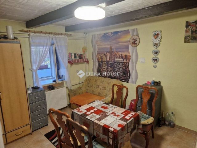 Eladó családi ház, Kókán 39.99 M Ft, 2 szobás