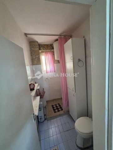 Eladó családi ház, Veresegyházon 70 M Ft, 3 szobás