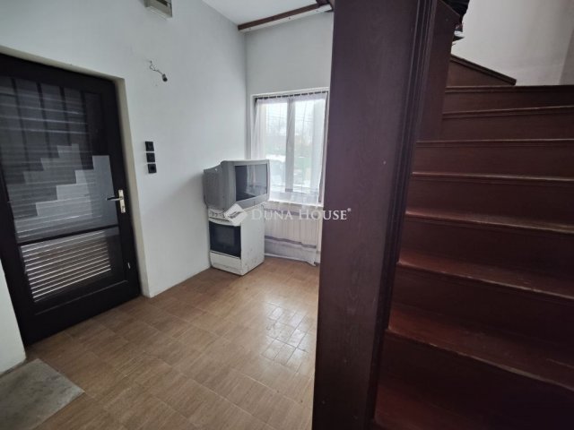Eladó családi ház, Budapesten, XVIII. kerületben 160 M Ft