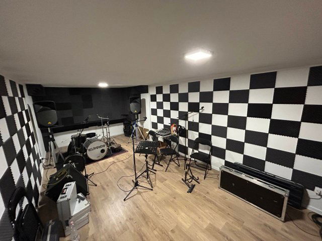 Eladó családi ház, Budapesten, VII. kerületben 84.9 M Ft