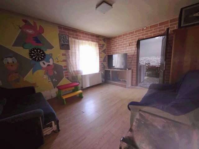 Eladó családi ház, Szegeden 58.9 M Ft, 3+3 szobás