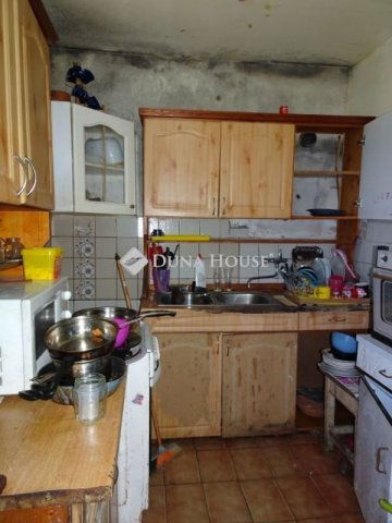 Eladó családi ház, Szigethalmon 44.999 M Ft, 2+1 szobás