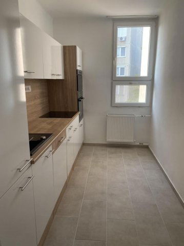 Kiadó téglalakás, albérlet, Tatabányán 220 E Ft / hó