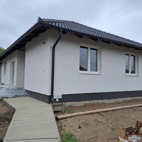 Eladó sorház, Monoron 89.99 M Ft, 2+2 szobás