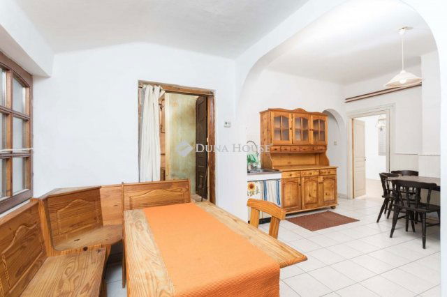 Eladó családi ház, Mosonmagyaróváron 52.9 M Ft, 3 szobás