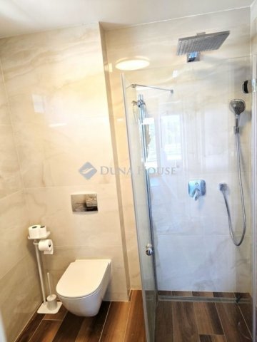 Eladó téglalakás, Pécsett 37.9 M Ft, 1 szobás