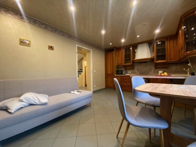 Kiadó családi ház, albérlet, Fóton, Szent Benedek utcában