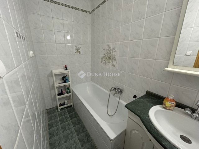 Eladó téglalakás, Budapesten, XVI. kerületben 75 M Ft