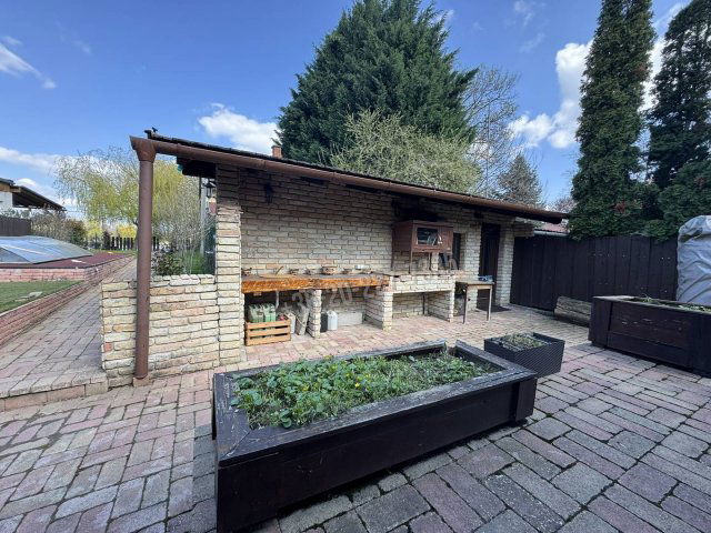 Eladó nyaraló, Ráckevén 50 M Ft, 1 szobás