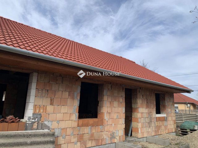 Eladó családi ház, Hernádon 38.9 M Ft, 3 szobás