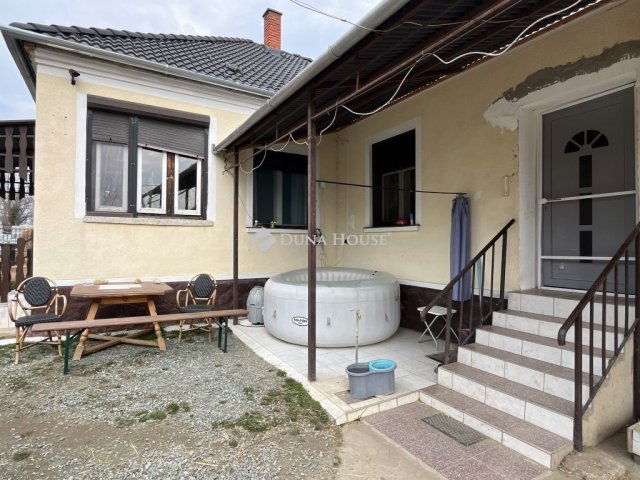 Eladó családi ház, Bérbaltaváron 34.9 M Ft, 3 szobás