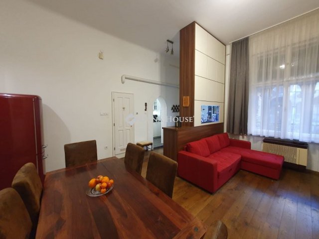 Eladó téglalakás, Budapesten, VII. kerületben, Damjanich utcában