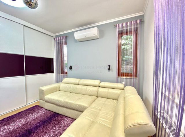 Eladó családi ház, Budapesten, XVII. kerületben 350 M Ft