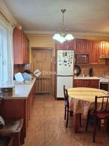 Eladó ikerház, Debrecenben 59.9 M Ft, 3 szobás