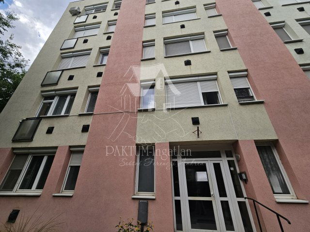 Eladó téglalakás, Szolnokon 22.9 M Ft, 1+1 szobás