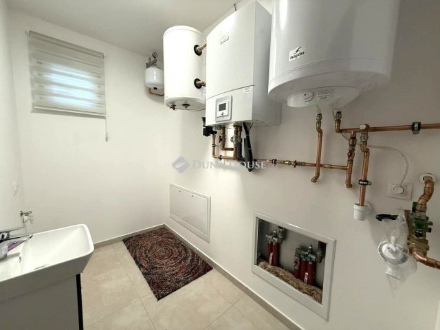 Eladó családi ház, Kecskeméten 119 M Ft, 4 szobás