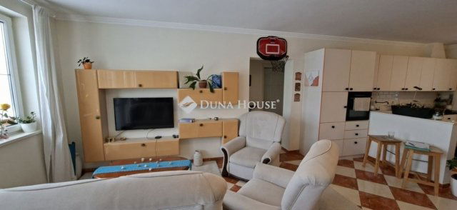 Eladó családi ház, Helvécián 88 M Ft, 4 szobás