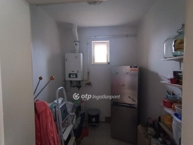 Eladó családi ház, Nagykátán 65 M Ft, 2 szobás