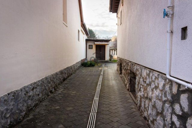 Eladó családi ház, Kaposváron 65.9 M Ft, 3 szobás