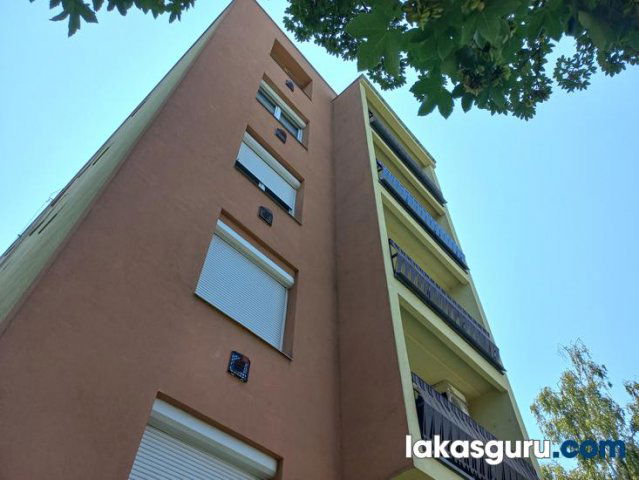 Eladó téglalakás, Zalaegerszegen 29.5 M Ft, 2 szobás