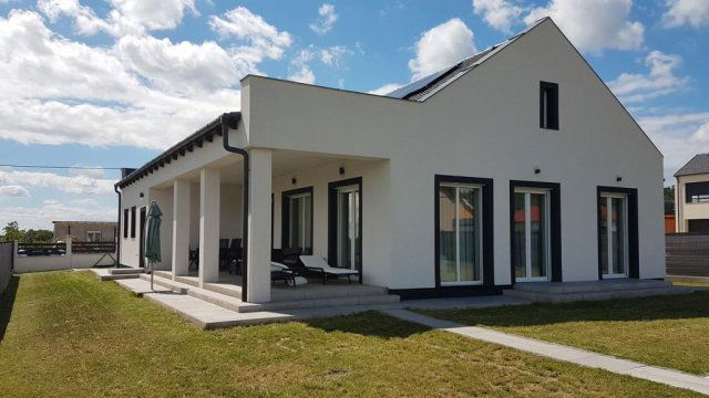 Eladó családi ház, Balatongyörökön 174.6 M Ft, 4 szobás