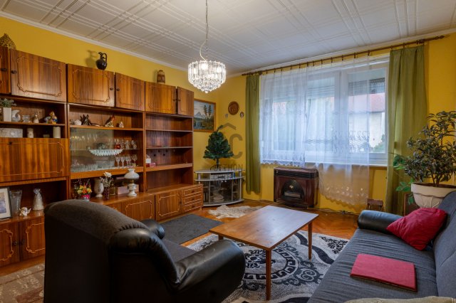Eladó téglalakás, Székesfehérvárott 55 M Ft, 2 szobás