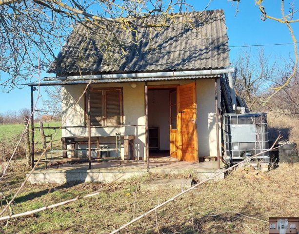 Eladó mezogazdasagi ingatlan, Monoron 7.5 M Ft