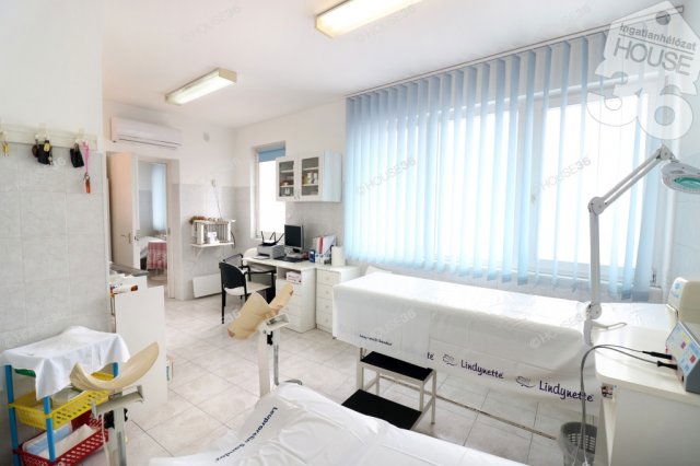 Eladó üzlethelyiség, Kecskeméten 200 M Ft / költözzbe.hu