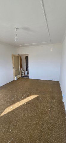 Kiadó panellakás, albérlet, XVII. kerületben, Kaszáló utcában