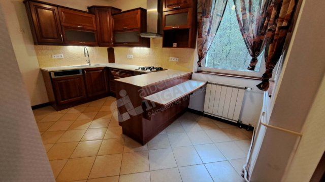 Kiadó téglalakás, albérlet, II. kerületben, Felső Zöldmáli úton