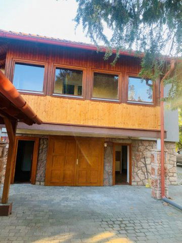 Kiadó családi ház, albérlet, Tatán 280 E Ft / hó, 3 szobás