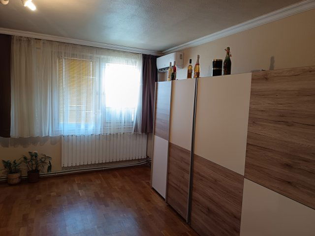 Eladó téglalakás, Nyíregyházán 33.99 M Ft, 1+1 szobás
