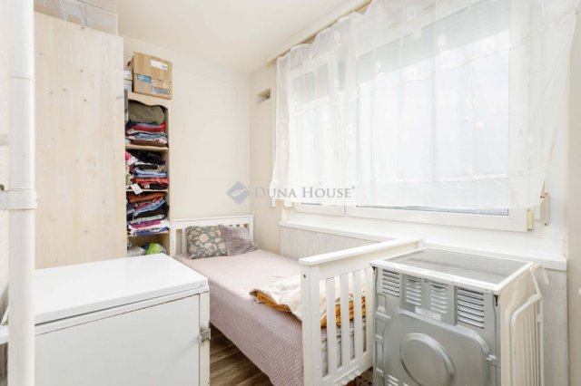 Eladó panellakás, Győrött, Kodály Zoltán utcában 44.4 M Ft