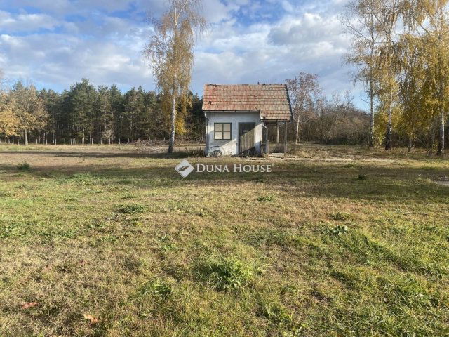 Eladó ipari ingatlan, Pakson 115 M Ft / költözzbe.hu