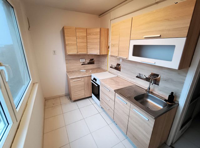 Eladó panellakás, Debrecenben, Domokos Lajos utcában 58.9 M Ft