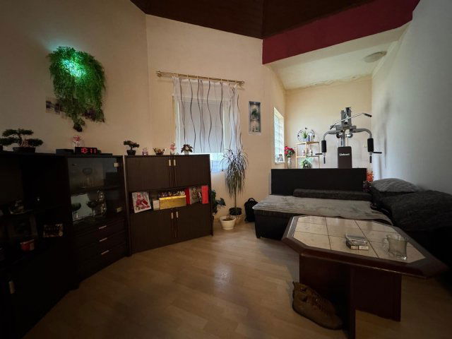 Eladó családi ház, Zalaszentlászlón 75 M Ft, 5 szobás