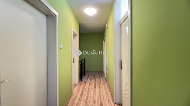 Eladó családi ház, Füzesabonyban 75.9 M Ft, 6 szobás