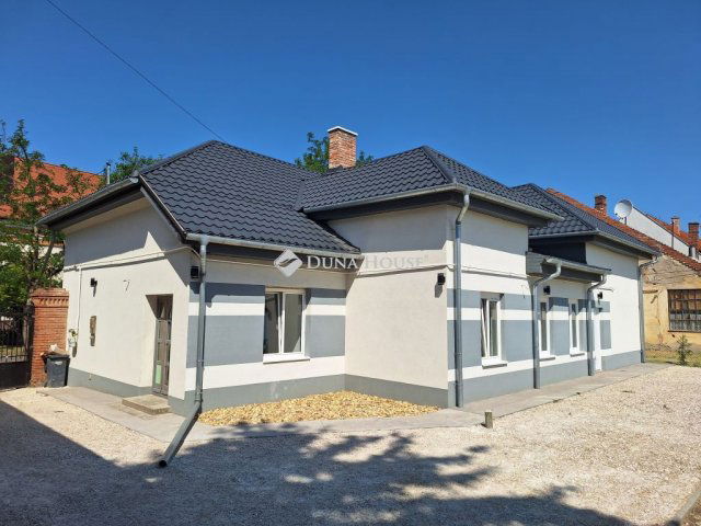Eladó családi ház, Tiszaföldváron 38.5 M Ft, 4 szobás