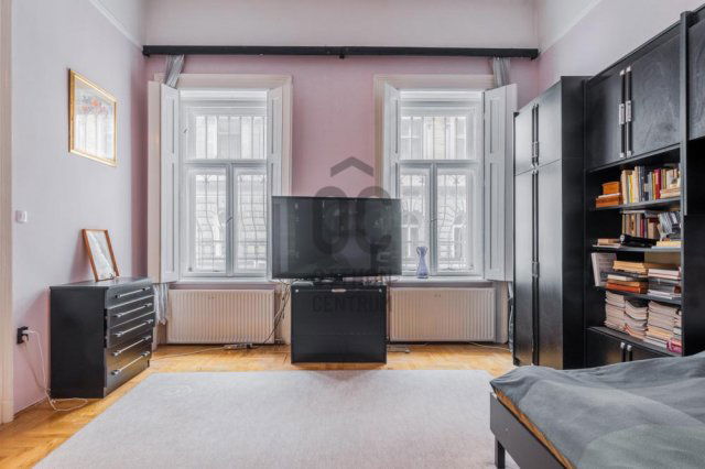 Eladó téglalakás, Budapesten, VI. kerületben 154.9 M Ft