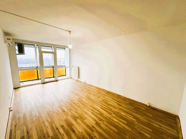 Eladó panellakás, Pécsett 44.2 M Ft, 2 szobás