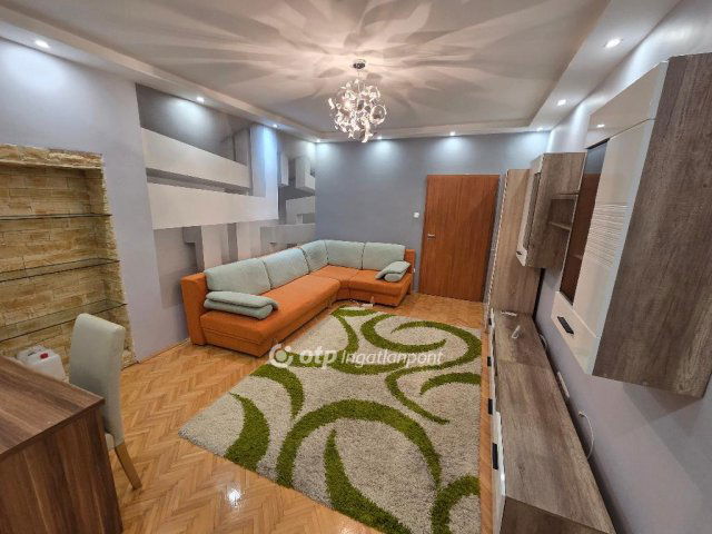 Kiadó téglalakás, albérlet, Miskolcon 150 E Ft / hó, 2 szobás