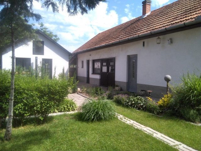 Eladó családi ház, Balástyán 69.9 M Ft, 4 szobás