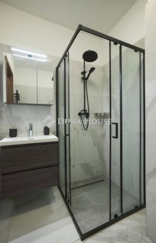 Eladó téglalakás, Budapesten, VIII. kerületben 46.625 M Ft